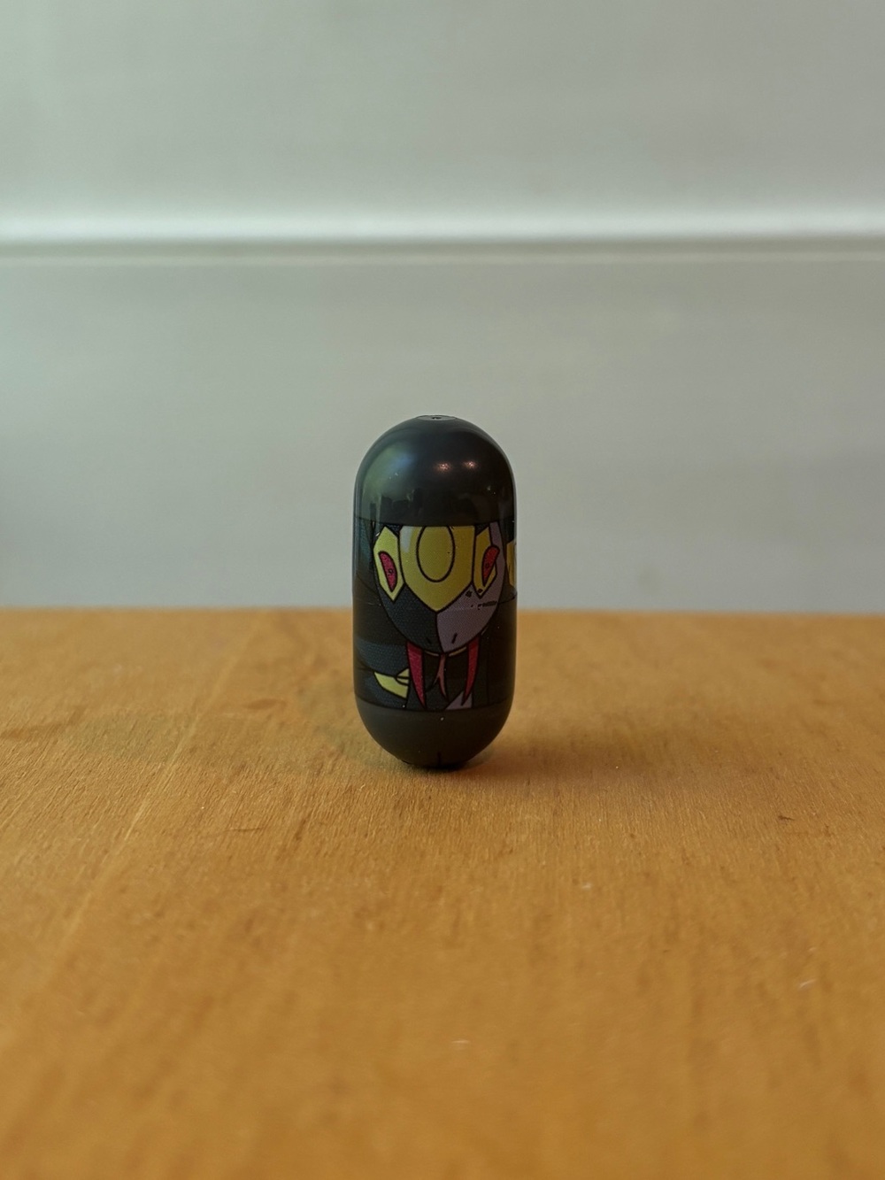 Pokémon Mighty Beanz / 53. Seviper Bean
